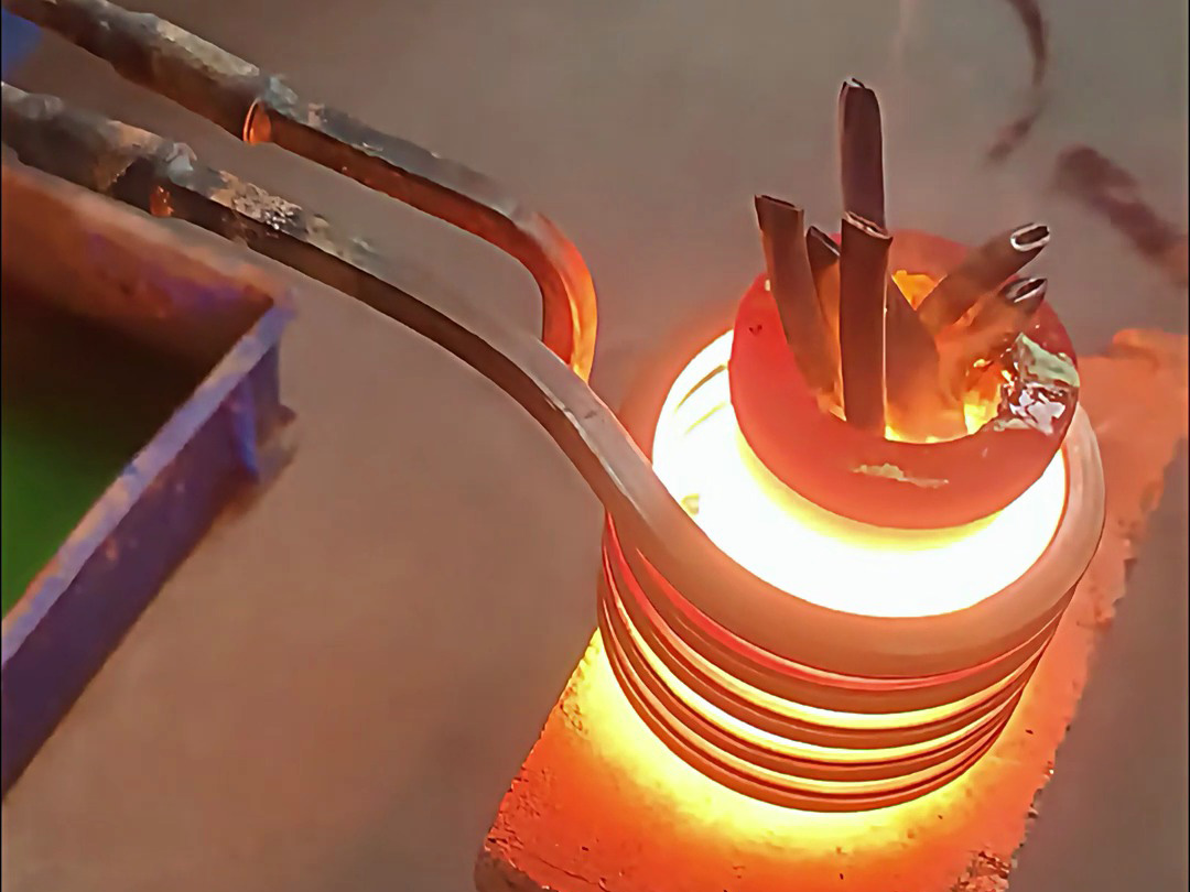 220V + 亲民价！这款小型高频熔炼炉适配贵金属熔炼需求