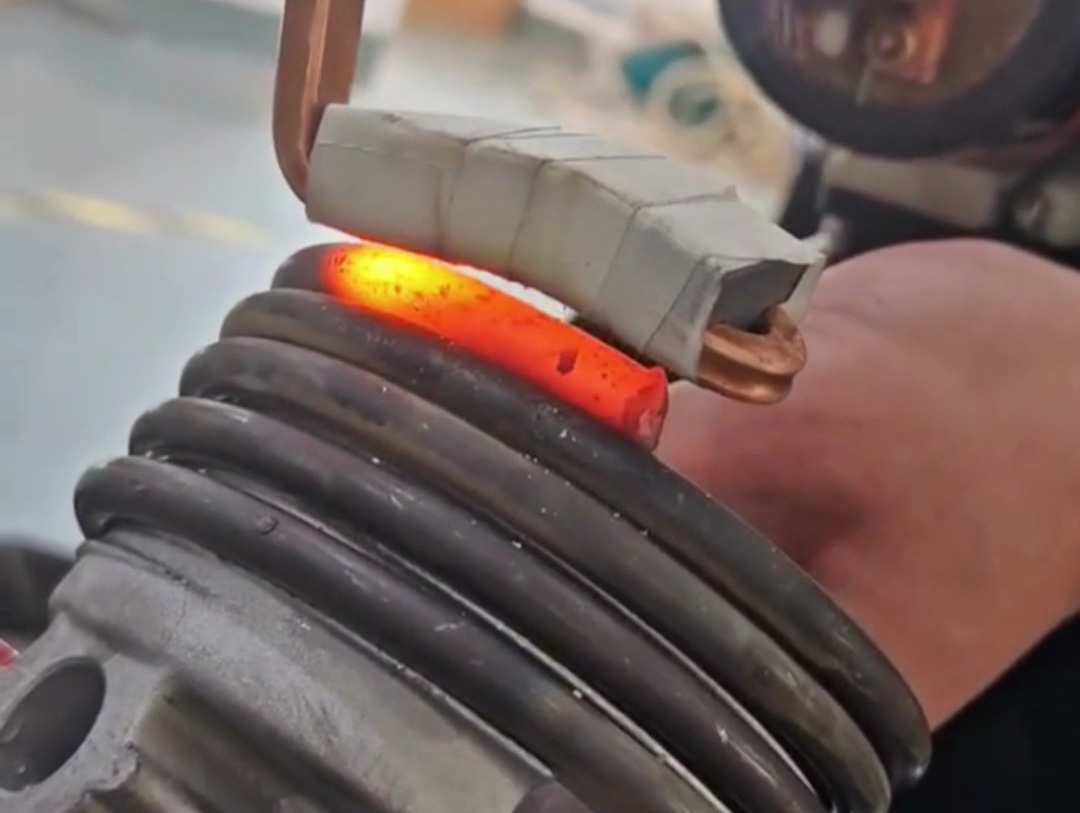 海拓手持式高频加热机：提升弹簧钢热处理效率与质量的实用选择