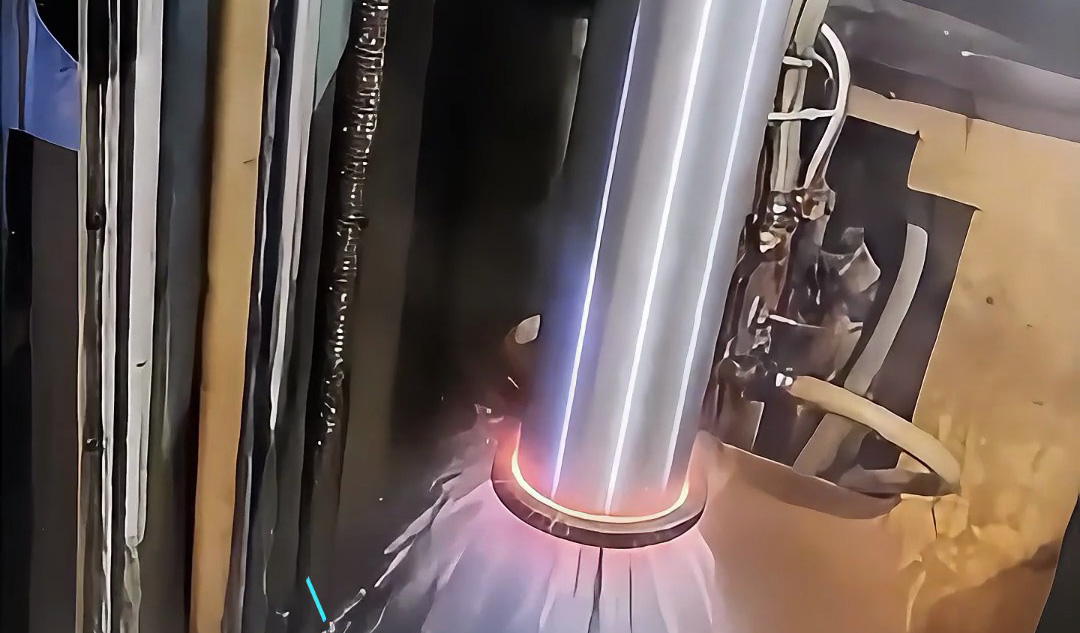 光轴进行表面高频淬火热处理 常用的两种淬火冷却介质是油和水等介质