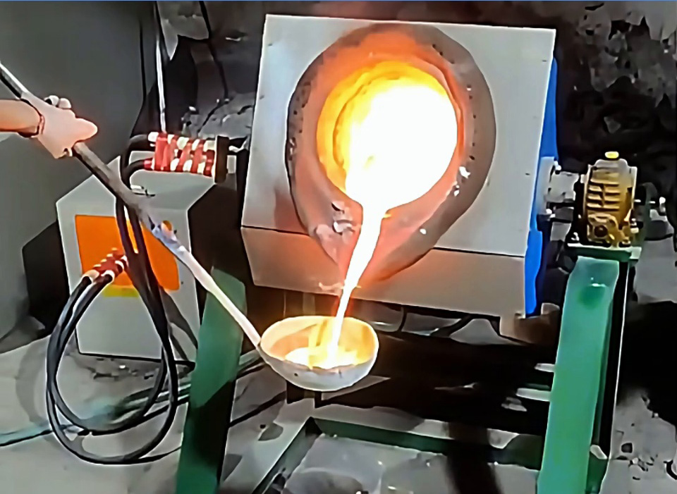 高频熔炼炉VS中频熔炼炉,该怎么选择