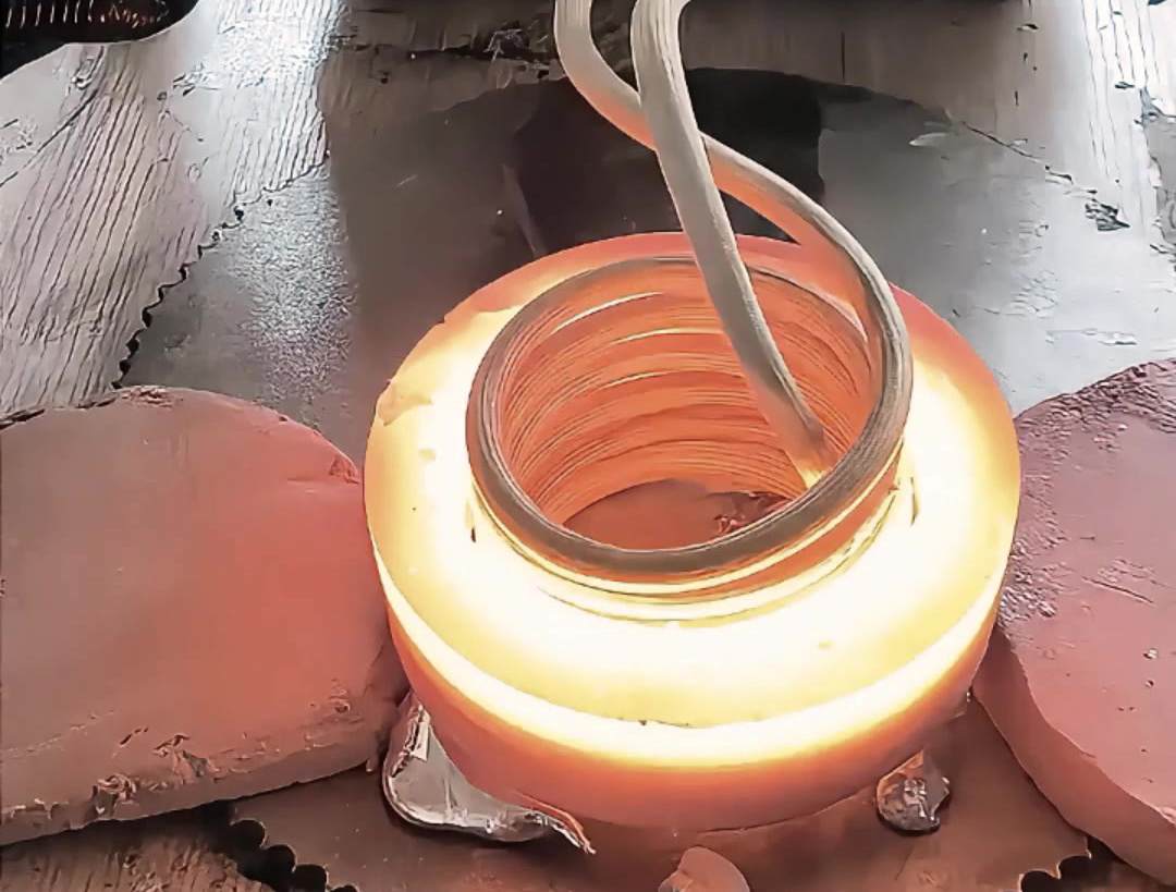 内孔高频加热在众多行业都有着出色的适配性