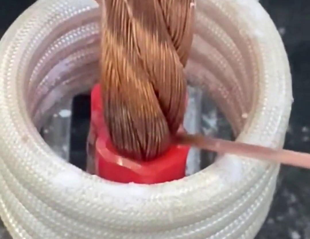 054F0101633E8ED5052D3F9A6B2DC007.jpg 054F0101633E8ED5052D3F9A6B2DC007.jpg